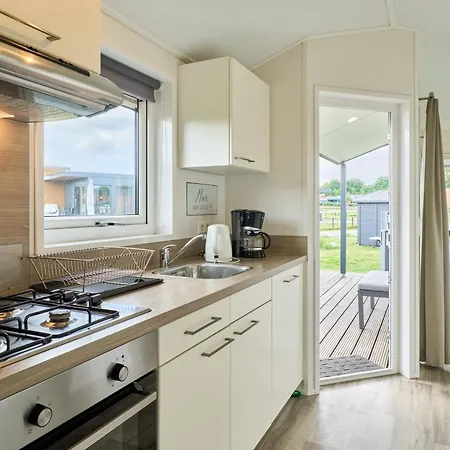 Seeparx Wellenkoenig 度假居 Susel